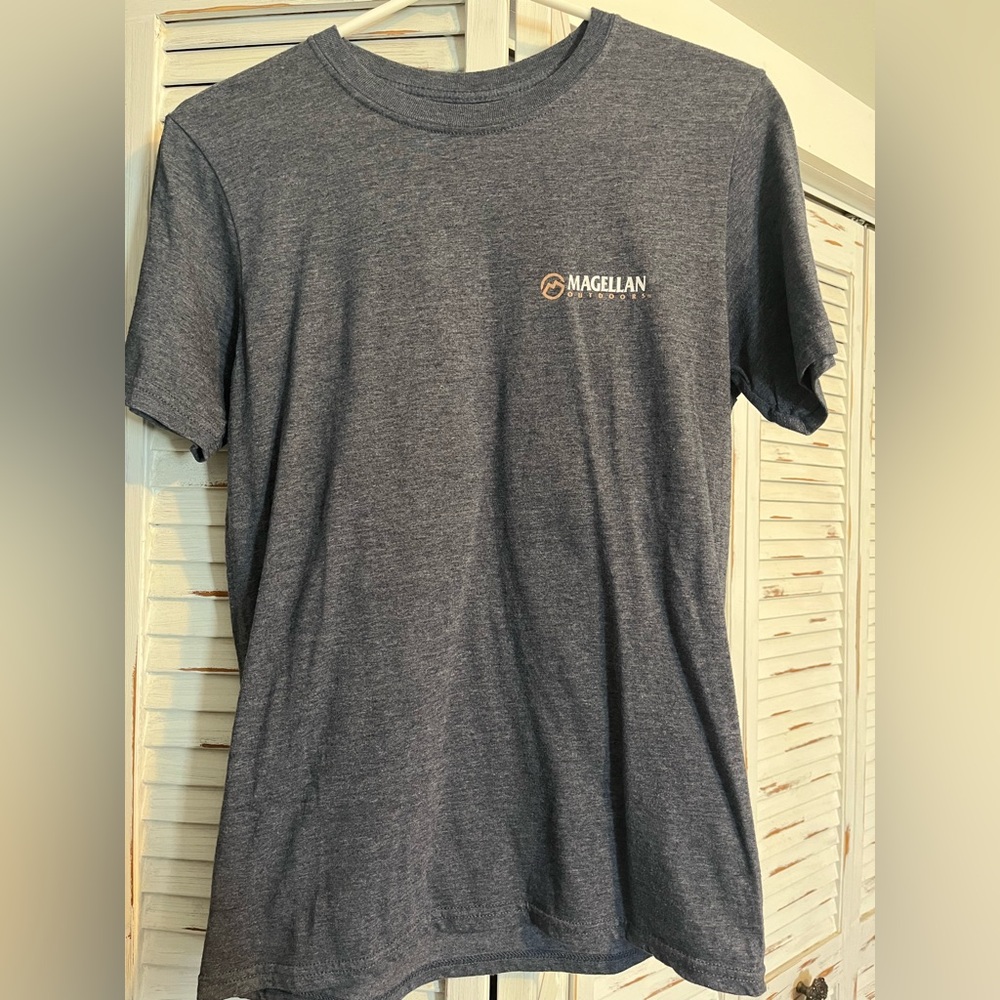 Magellan Outdoors Men's Dark Heather Navy Logo Short Sleeve Tee